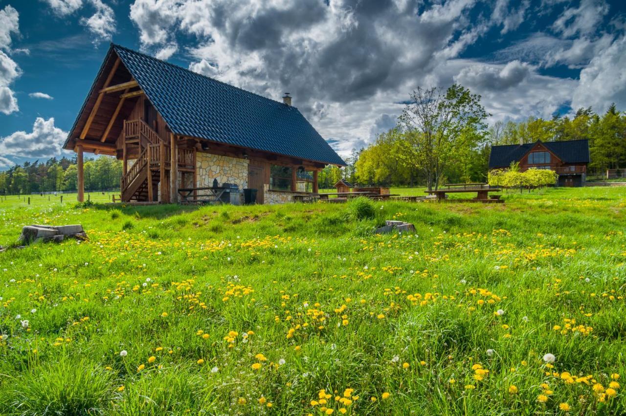 Hotel Ranch Jestrebice Hermanicky Zewnętrze zdjęcie
